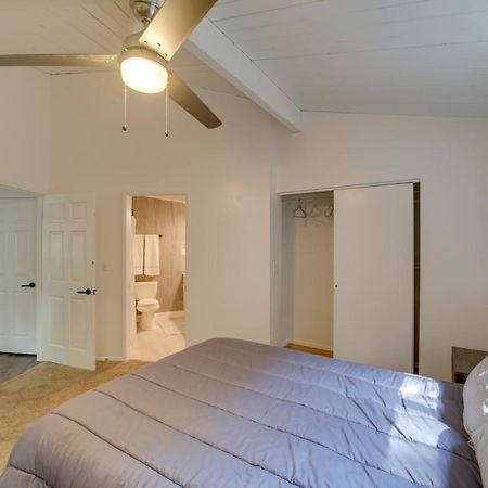 Cozy Munds Park Retreat Hike, Golf And Fish! Villa Exterior foto